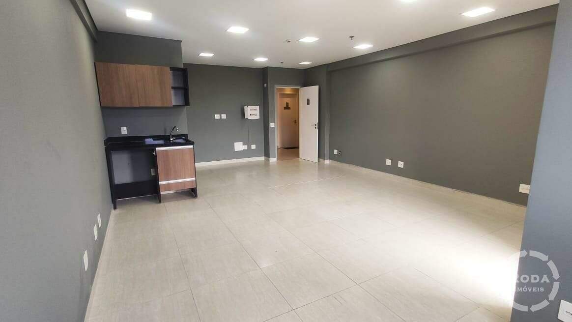 Sala para aluguel no Encruzilhada: 