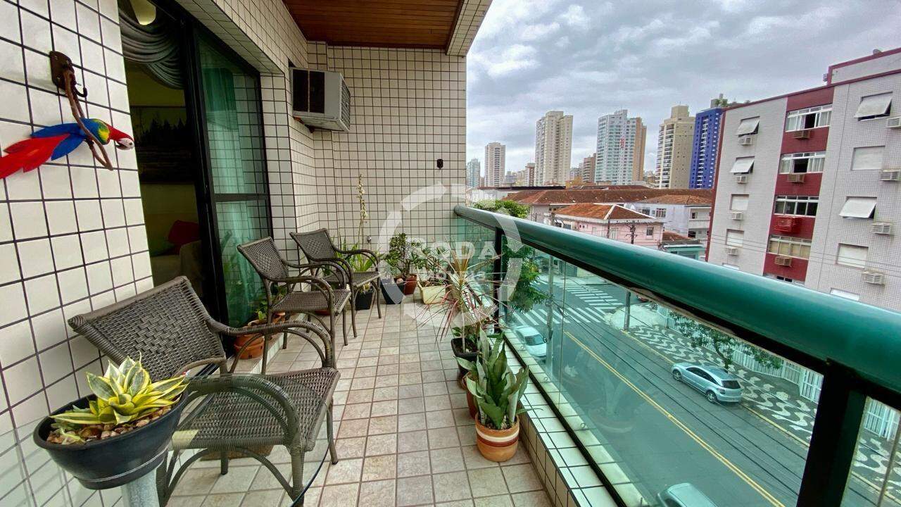 Apartamento à venda no Embaré: