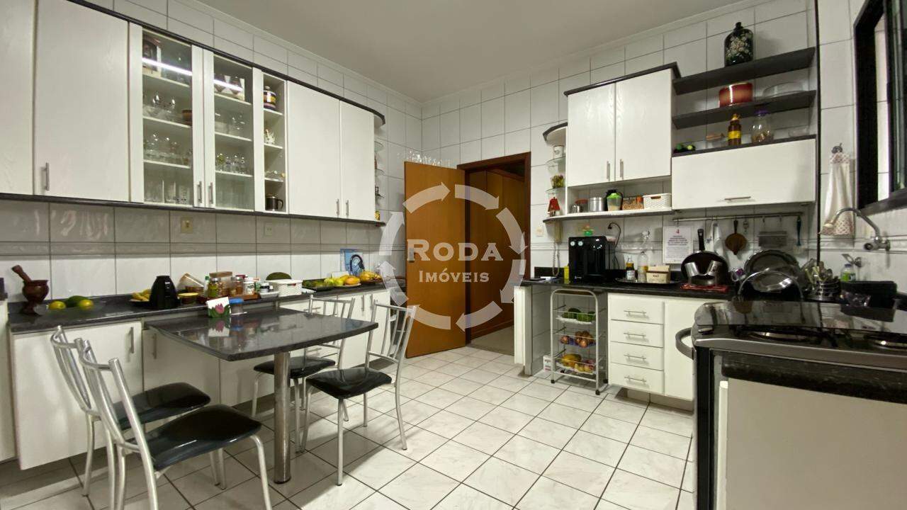 Apartamento à venda no Embaré: 