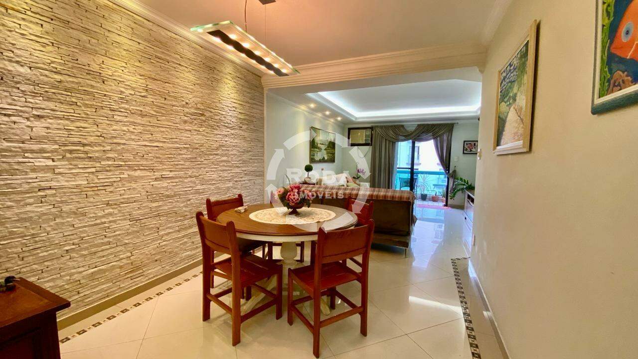 Apartamento à venda no Embaré: 