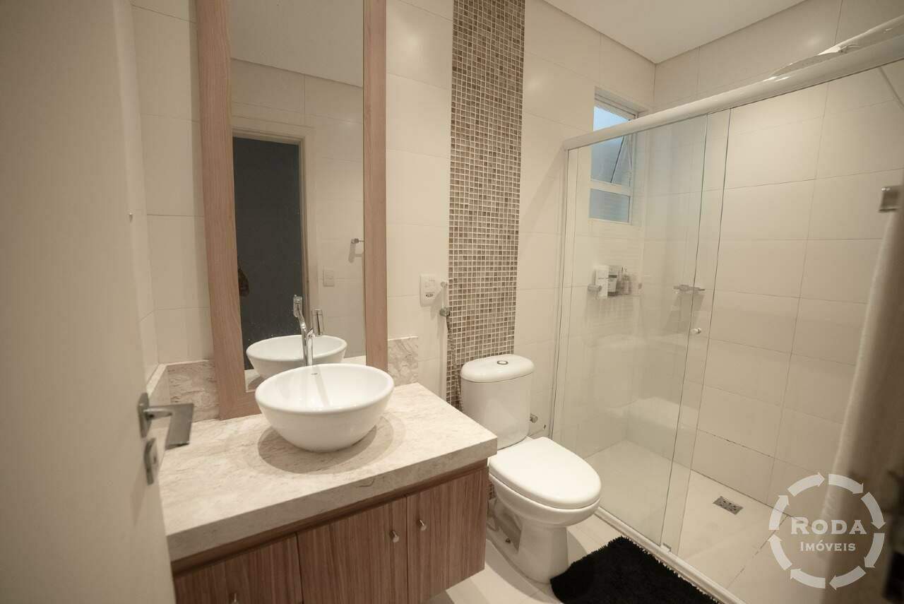 Casa à venda no Embaré: 