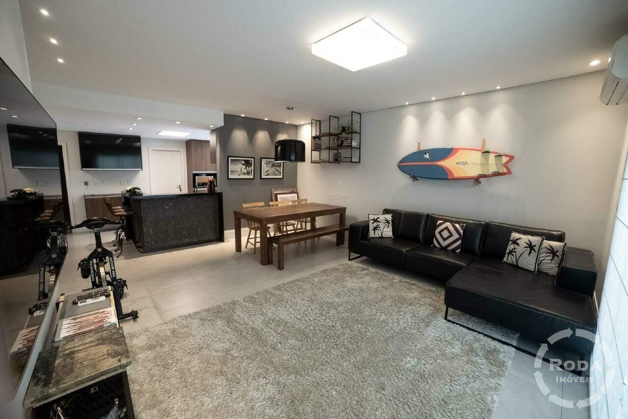 Casa à venda no Embaré: 