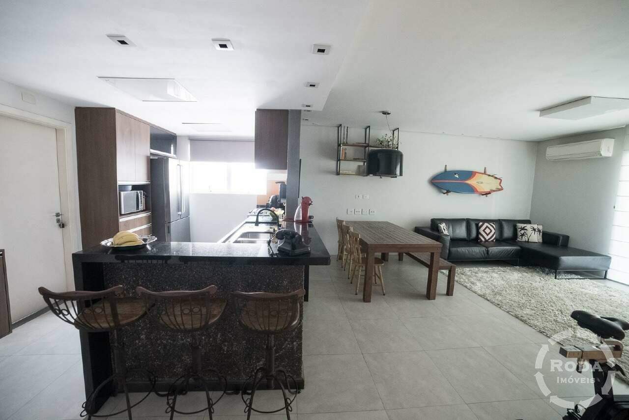 Casa à venda no Embaré: 