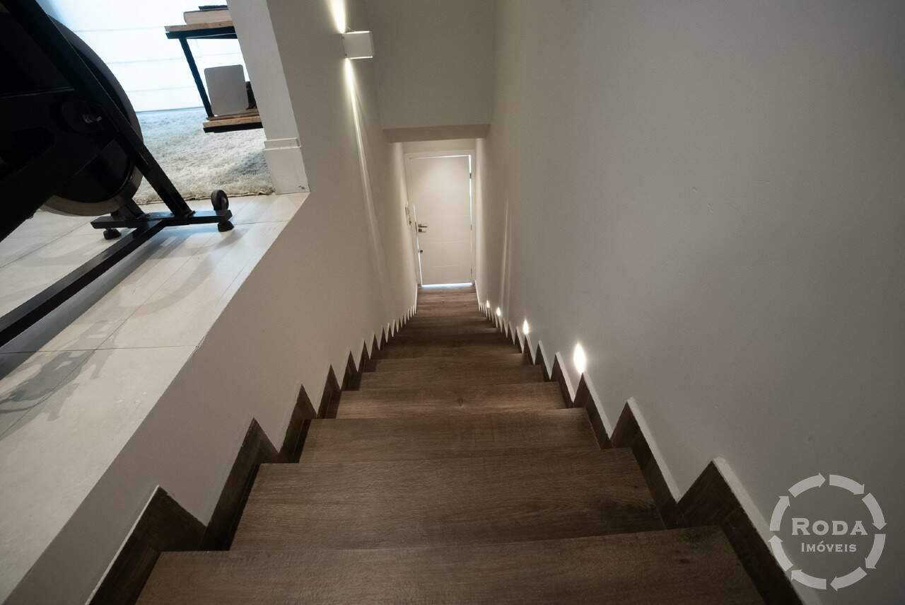 Casa à venda no Embaré: 