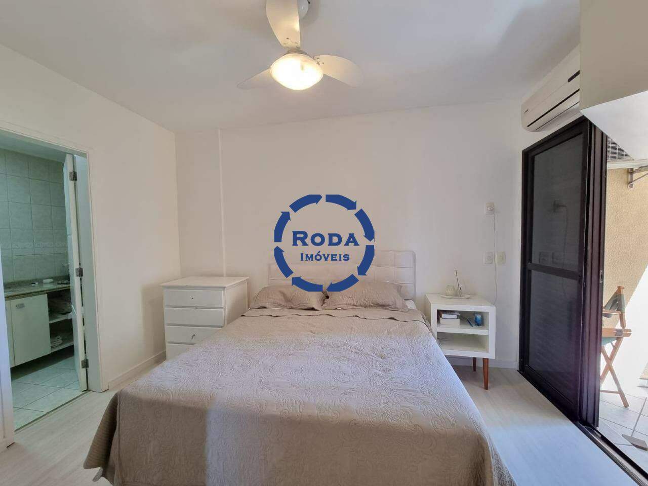Apartamento à venda no Ponta da Praia: