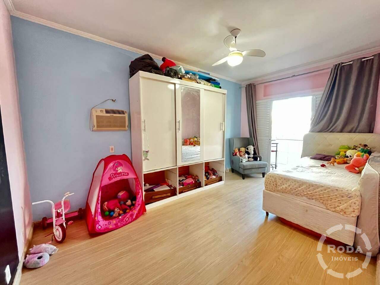 Apartamento à venda no Embaré: 