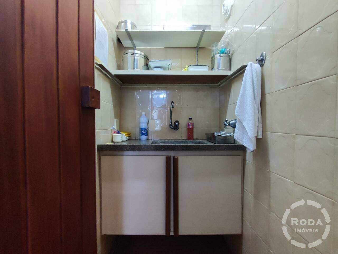 Sala para aluguel no Encruzilhada: 