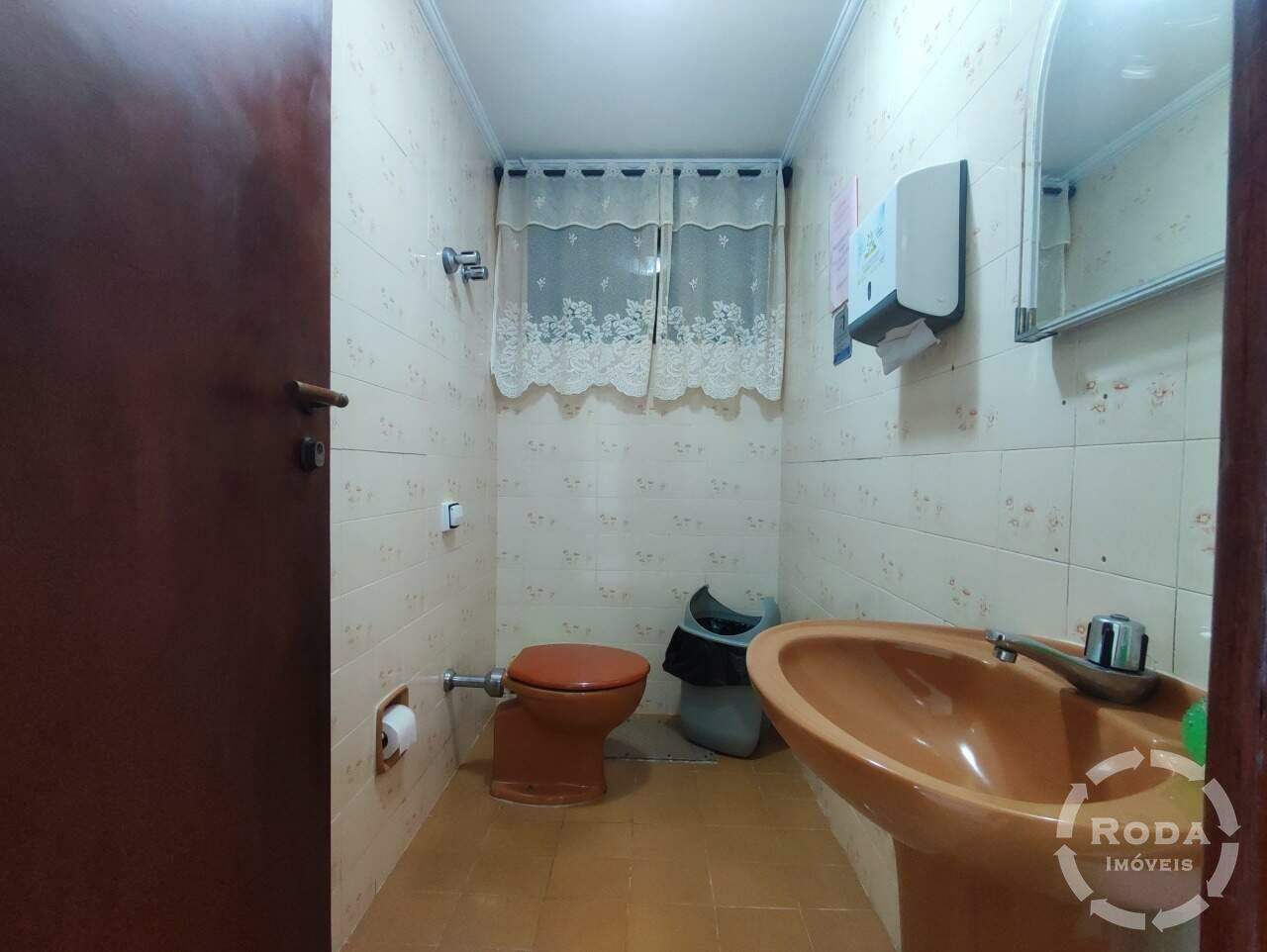 Sala para aluguel no Encruzilhada: 