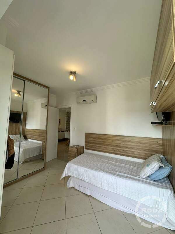 Apartamento à venda no Ponta da Praia: 