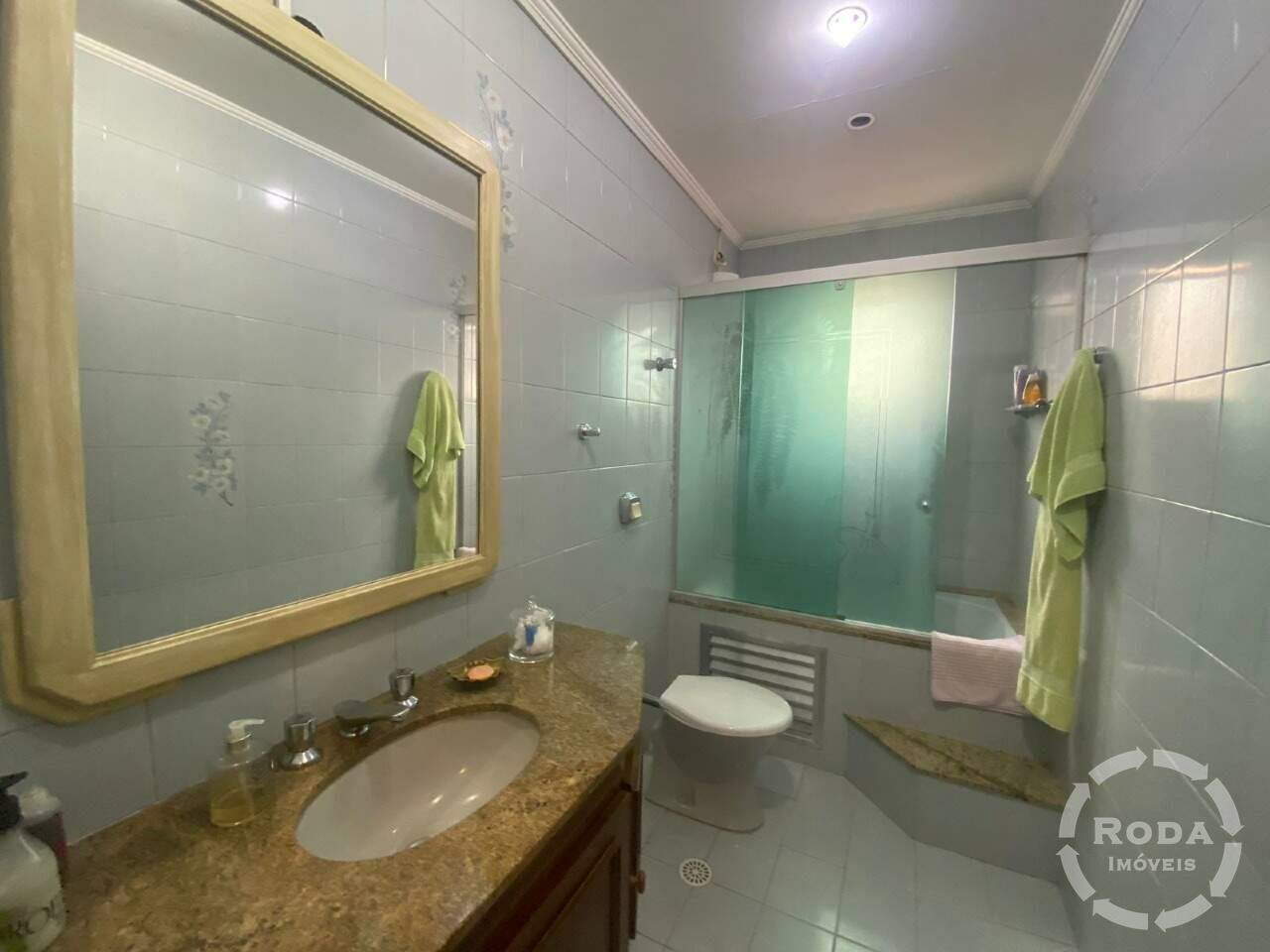 Apartamento à venda no Ponta da Praia: 