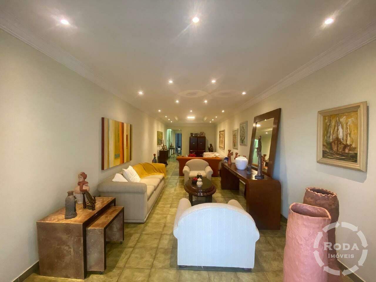 Apartamento à venda no Ponta da Praia: 