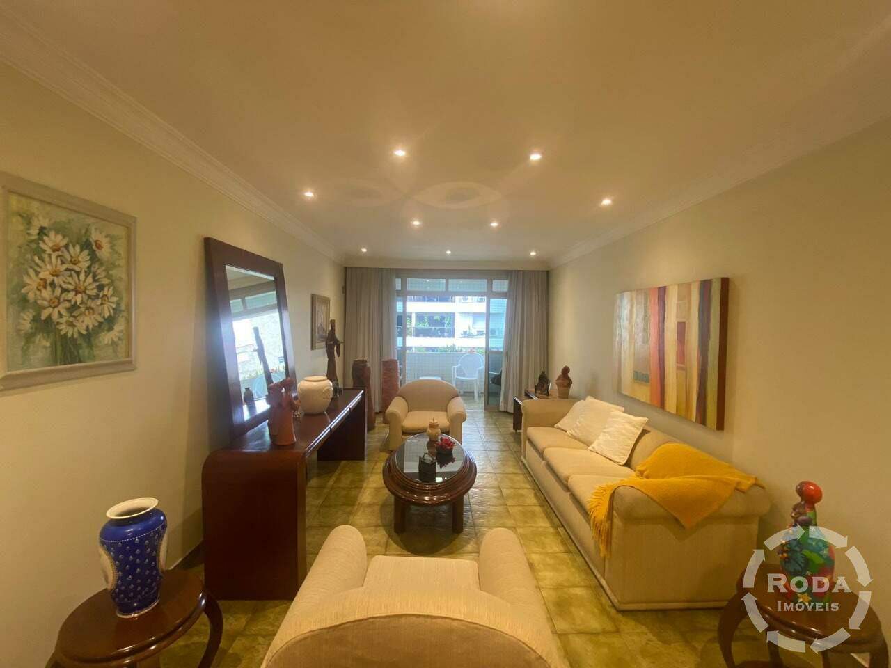 Apartamento à venda no Ponta da Praia: 