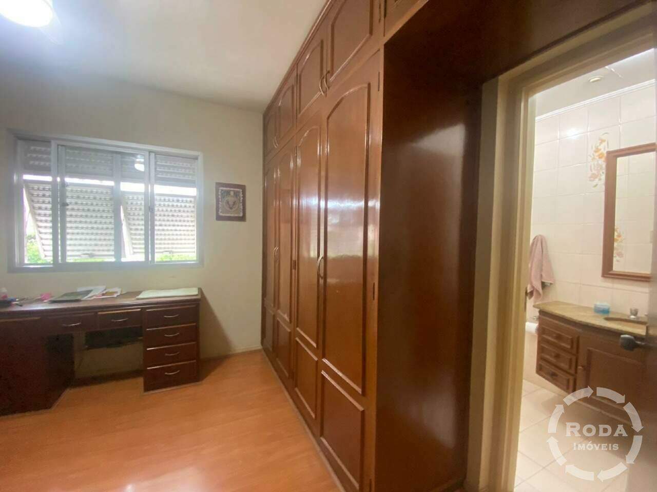 Apartamento à venda no Ponta da Praia: 