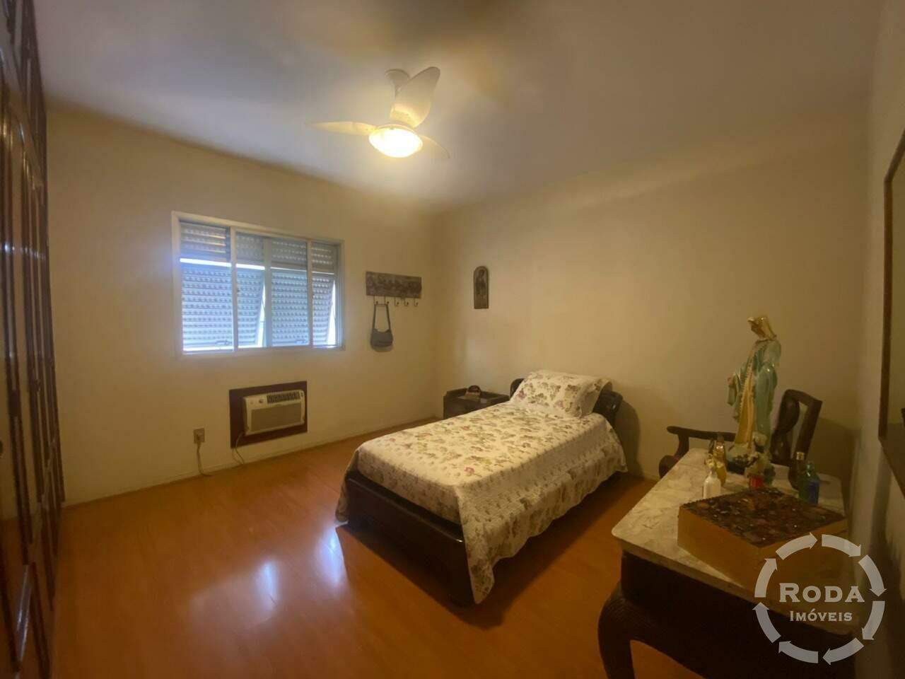Apartamento à venda no Ponta da Praia: 