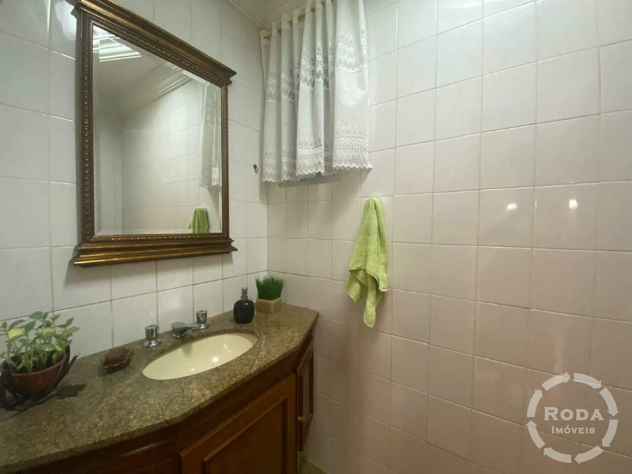 Apartamento à venda no Ponta da Praia: 