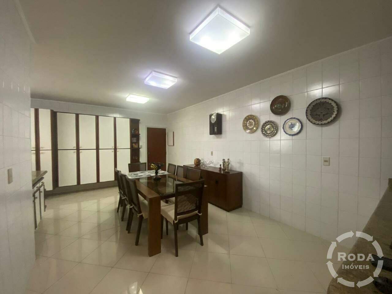 Apartamento à venda no Ponta da Praia: 