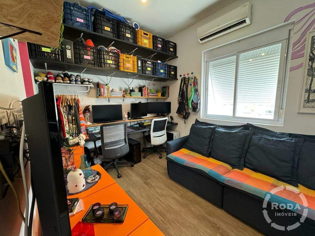 Sala Living à venda no Embaré: 