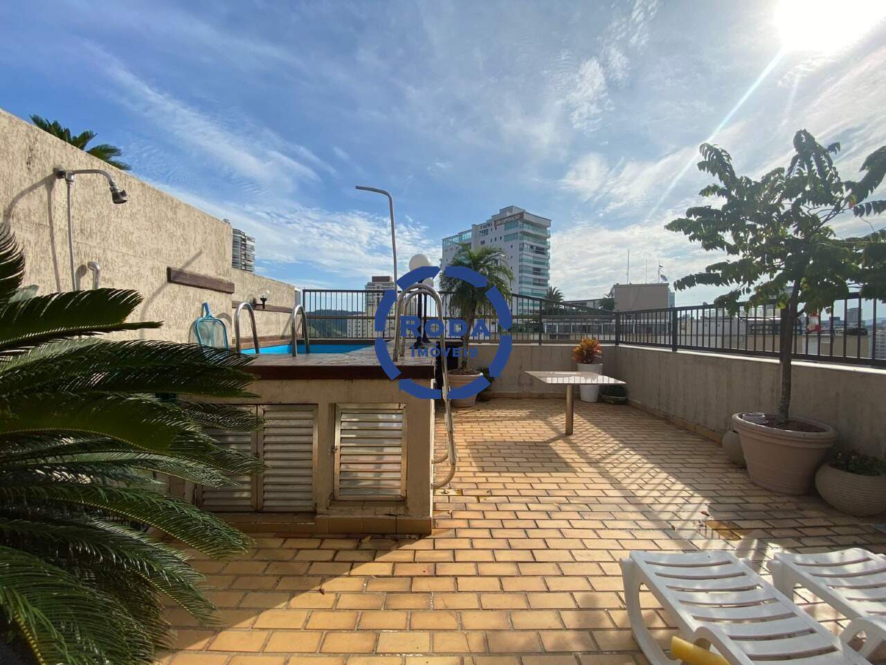 Cobertura Duplex à venda no Ponta da Praia: 