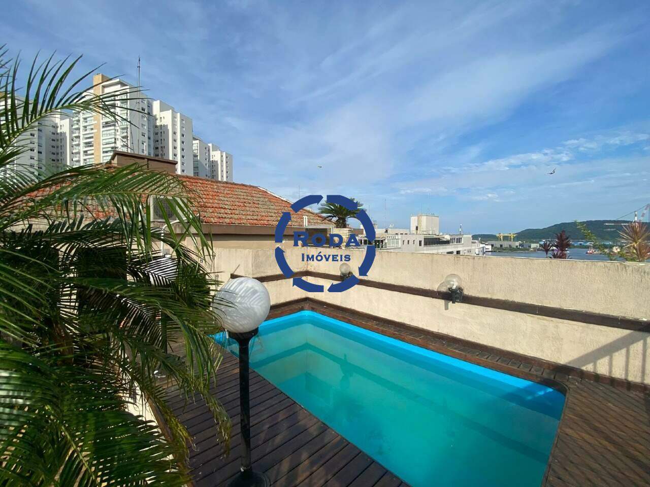 Cobertura Duplex à venda no Ponta da Praia: 