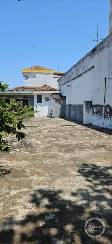 Terreno à venda no Aparecida: 