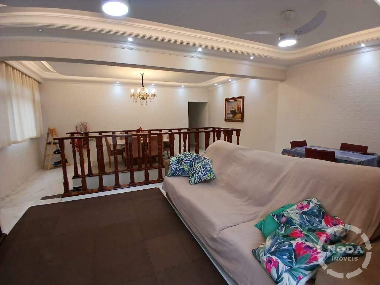 Casa à venda no Embaré: 