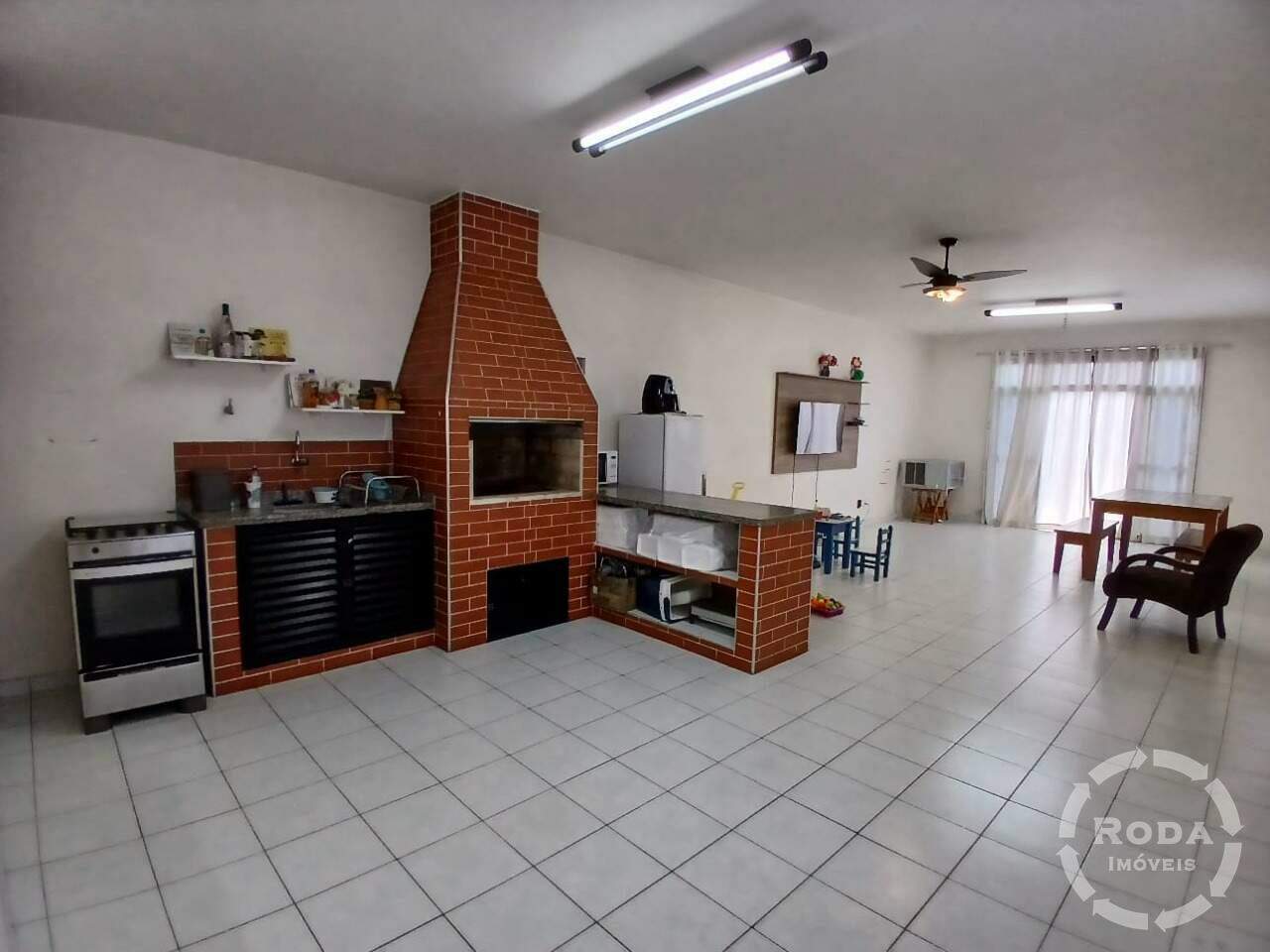 Casa à venda no Embaré: 