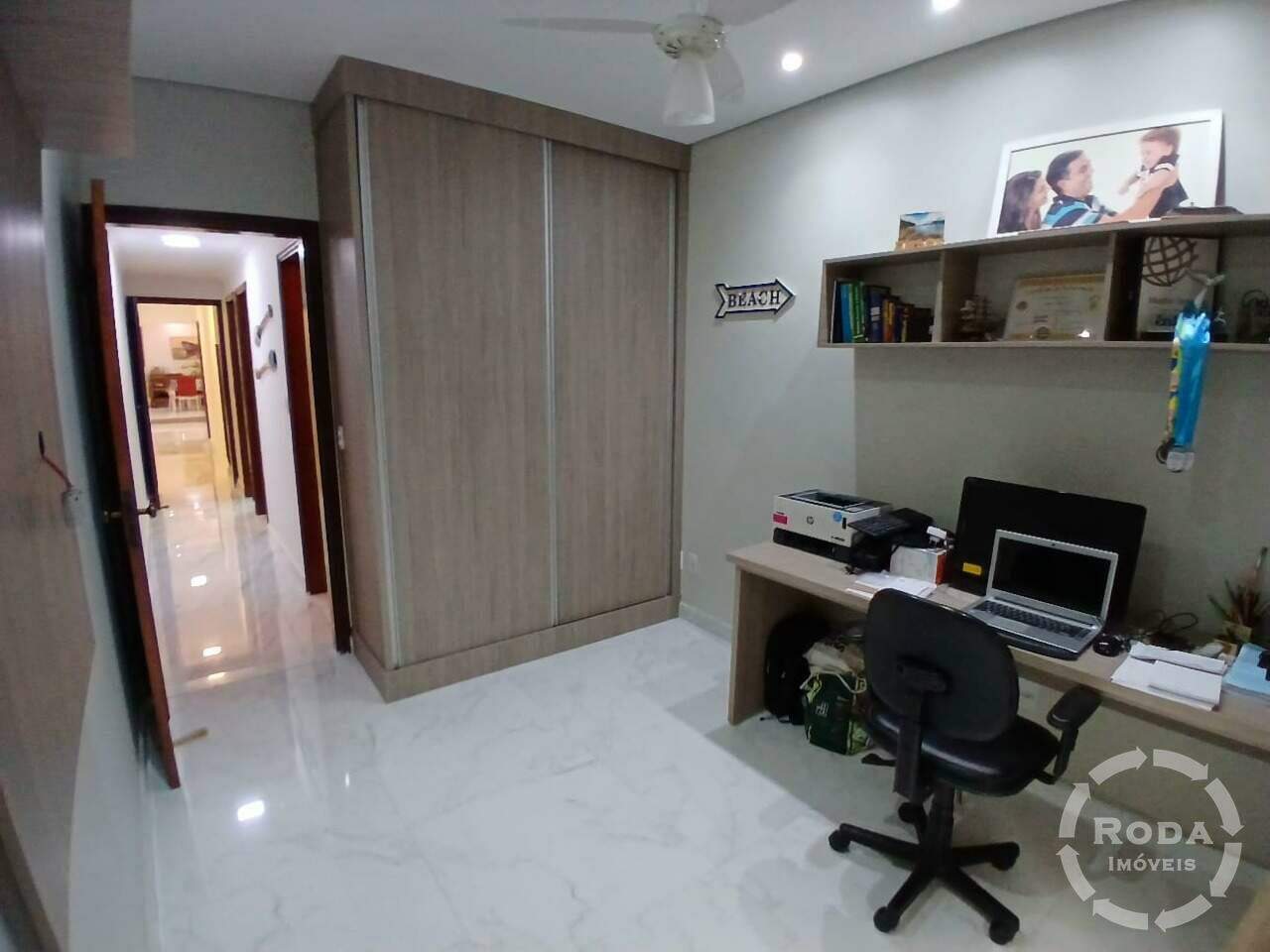 Casa à venda no Embaré: 