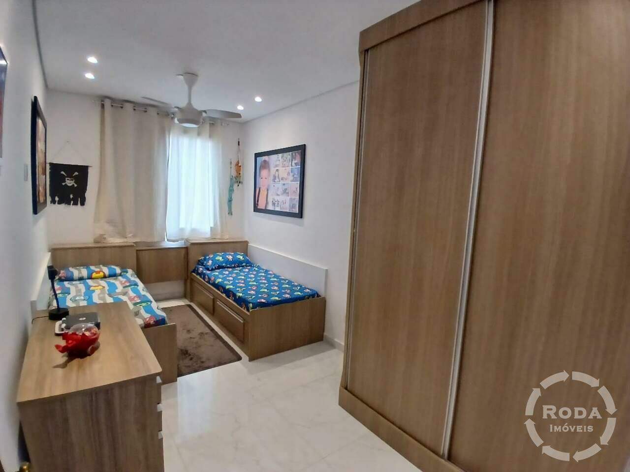 Casa à venda no Embaré: 