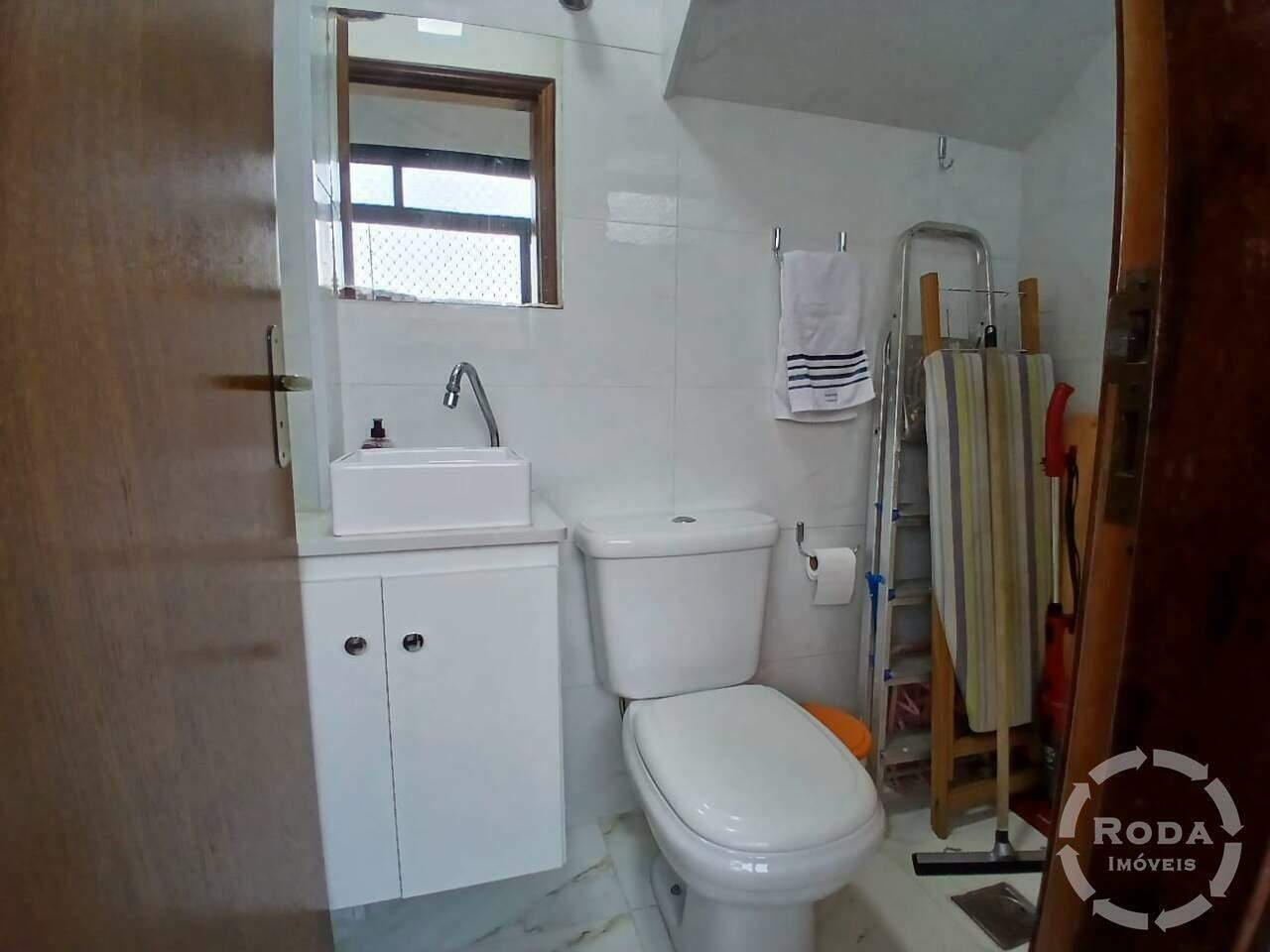 Casa à venda no Embaré: 