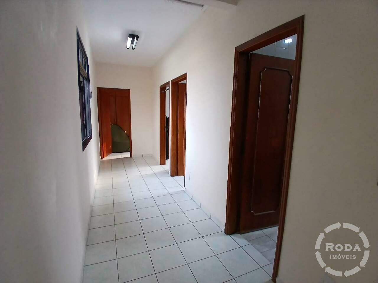 Casa à venda no Embaré: 