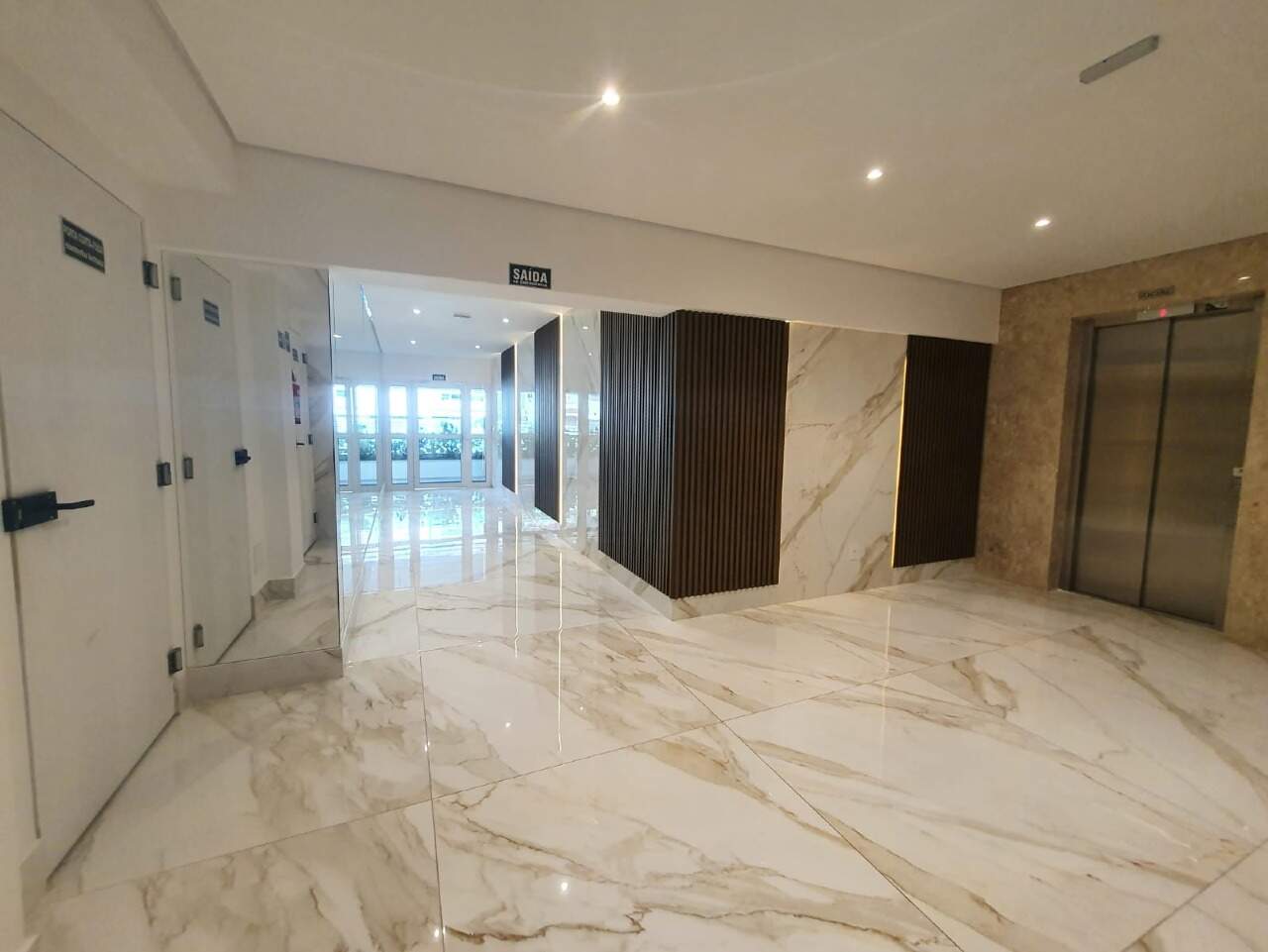 Apartamento à venda no Embaré: 