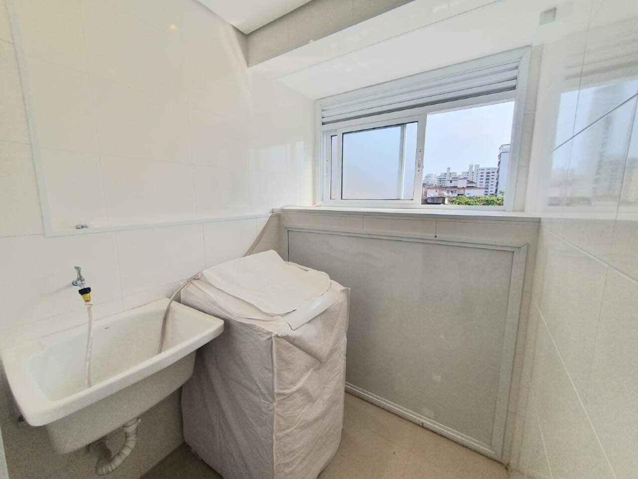 Apartamento à venda no Embaré: 