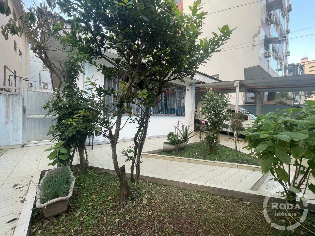 Casa à venda no Ponta da Praia: 