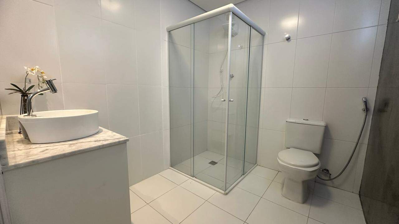 Cobertura à venda no Ponta da Praia: 