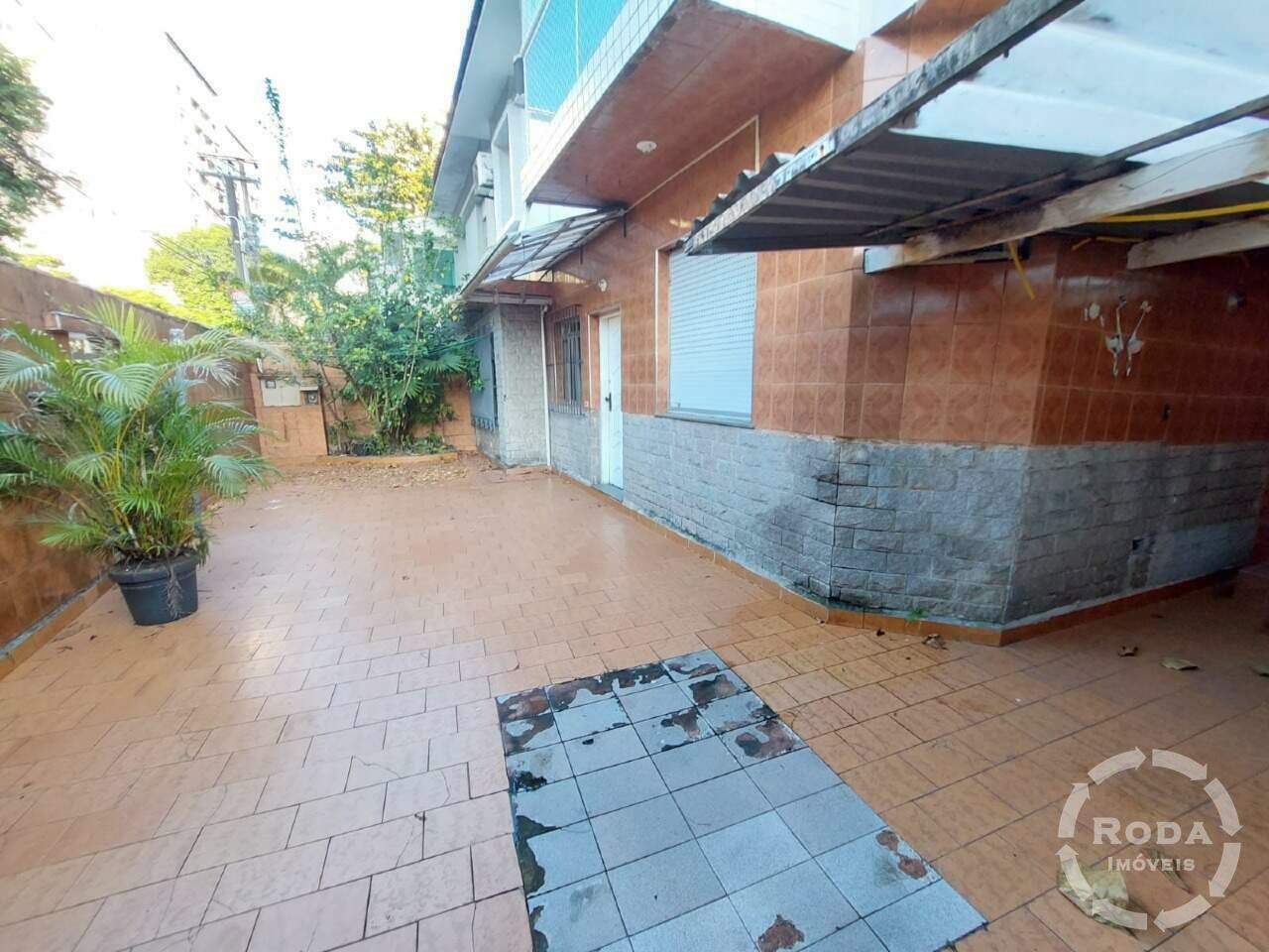 Casa à venda no Ponta da Praia: 