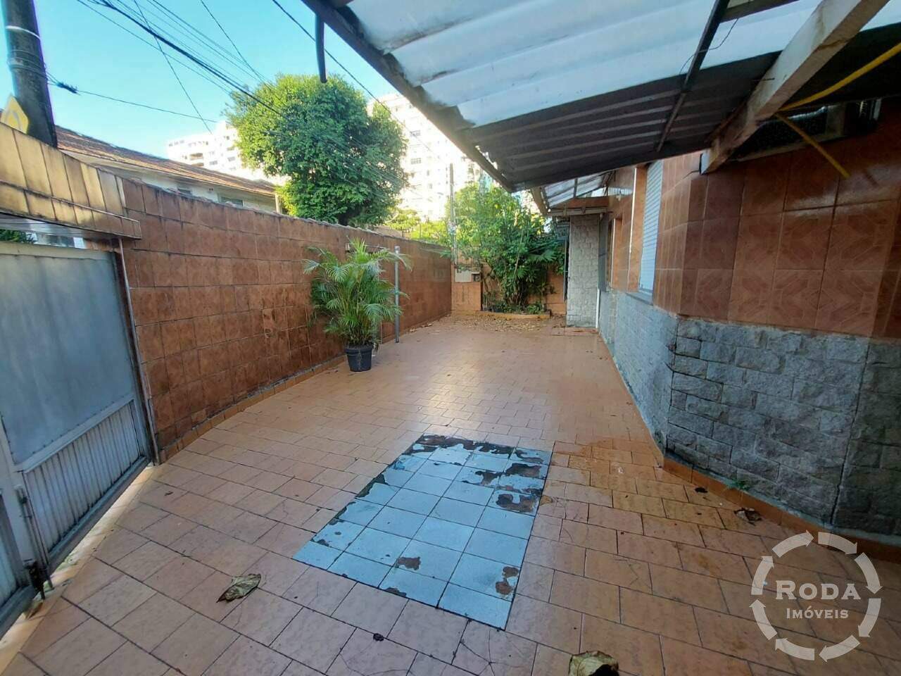 Casa à venda no Ponta da Praia: 