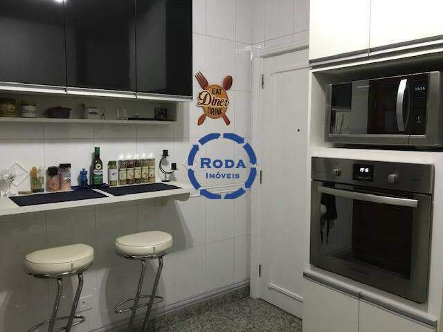Cobertura à venda no Embaré: 