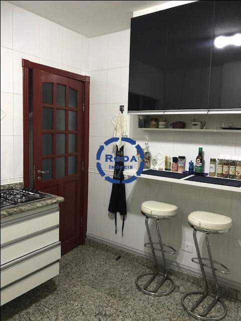 Cobertura à venda no Embaré: 