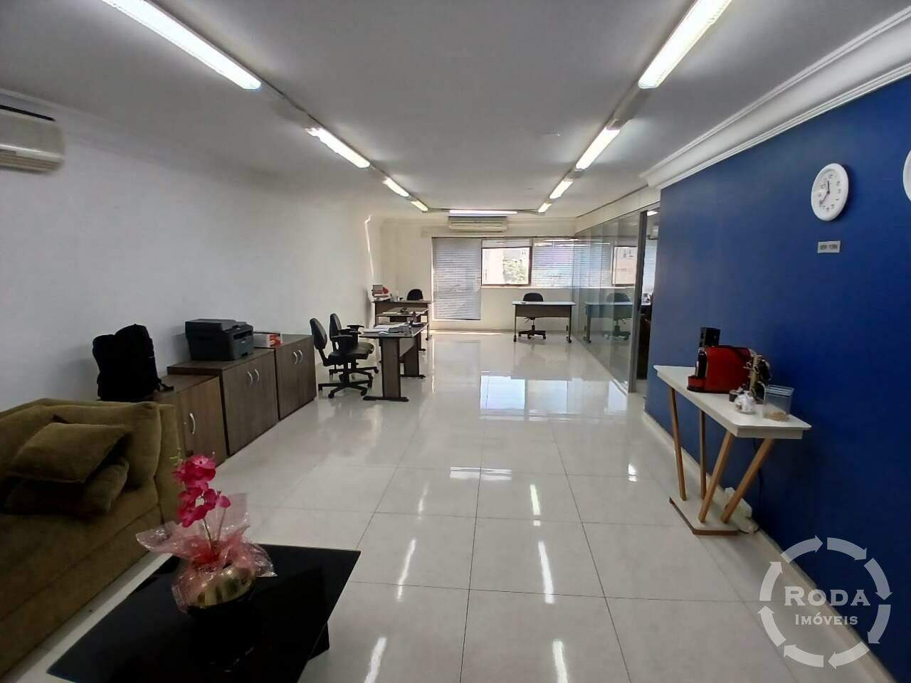 Sala à venda no Centro: 