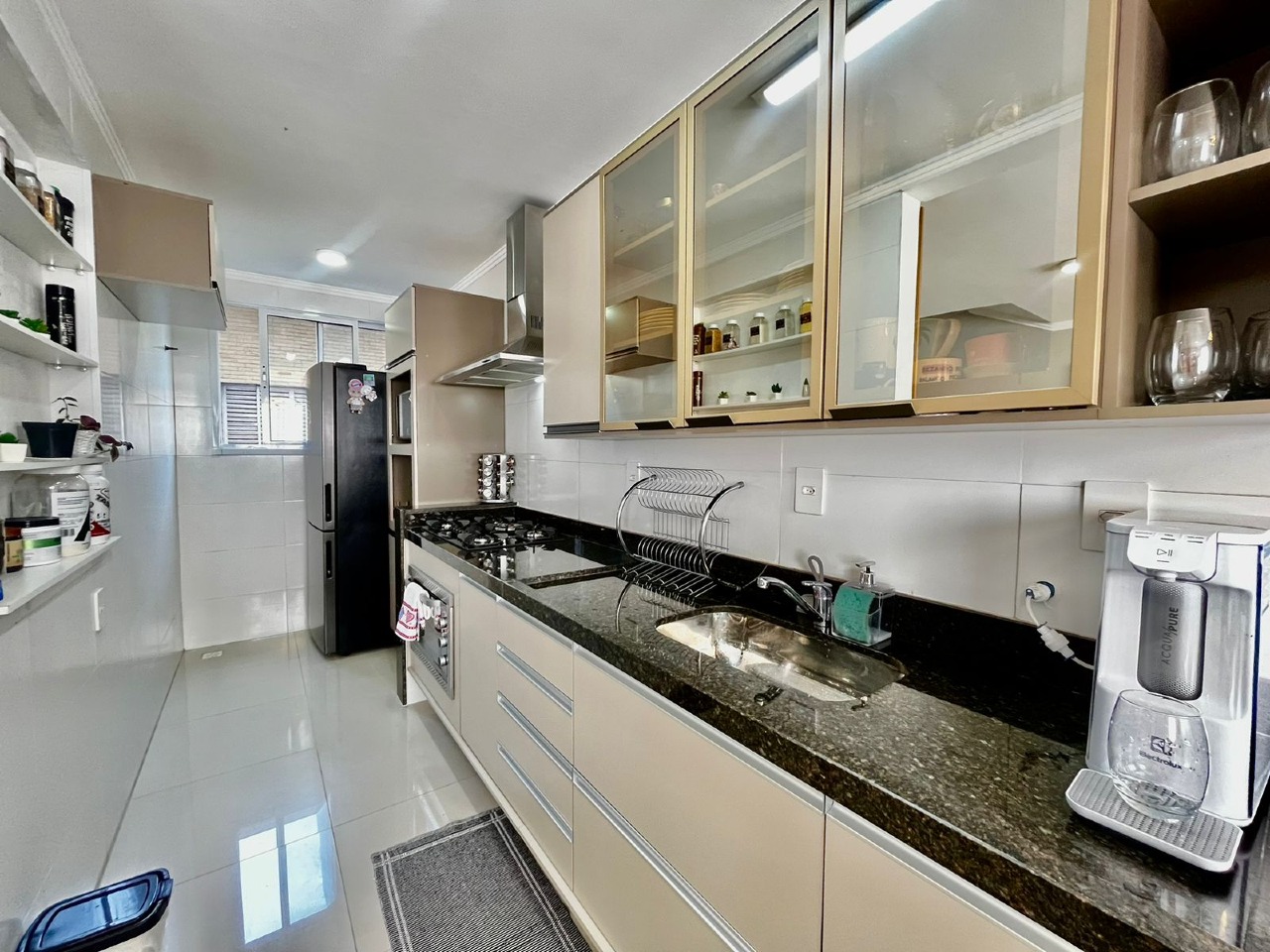 Casa de Condomínio à venda no Marapé: 