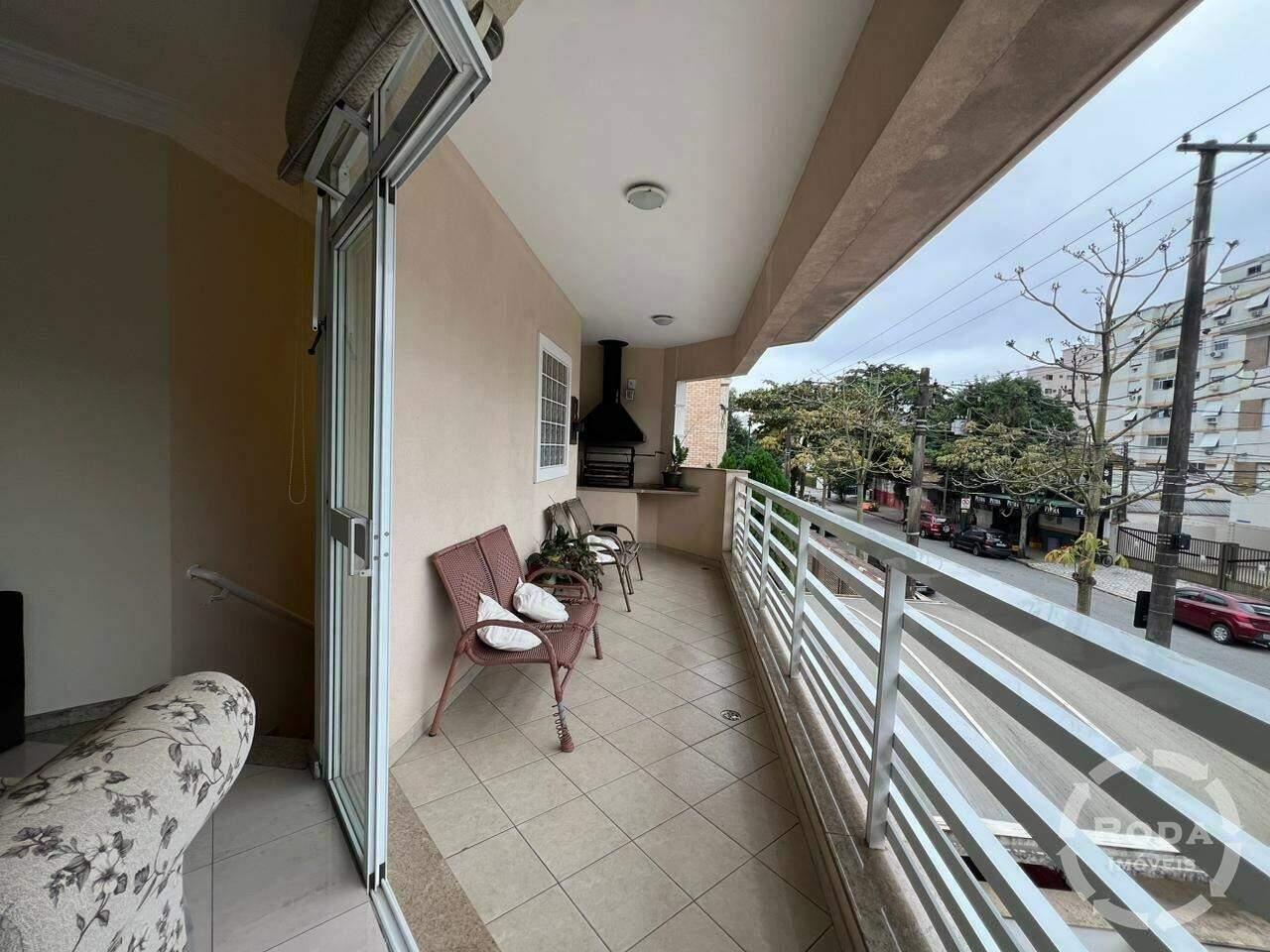 Casa à venda no Marapé: Varanda da Sala