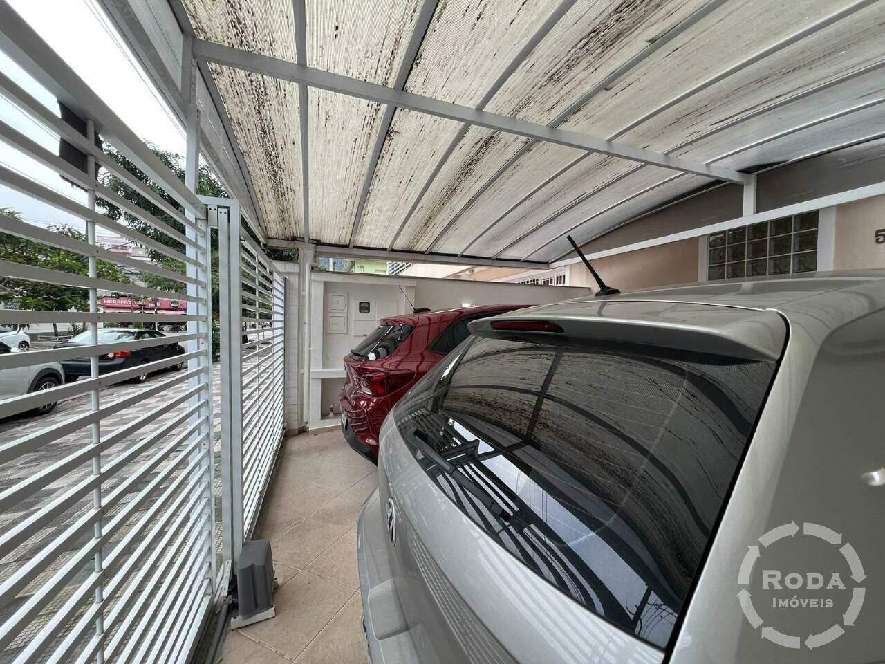 Casa à venda no Marapé: Garagem 