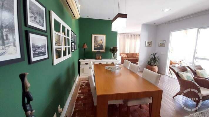 Cobertura à venda no Ponta da Praia: 