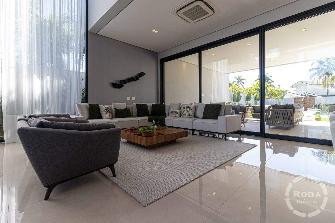 Casa de Condomínio à venda no Jardim Acapulco: 
