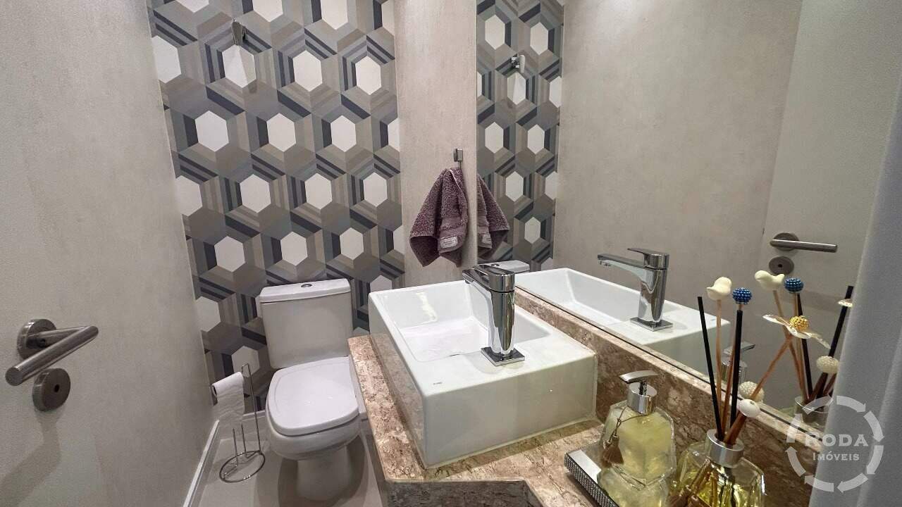 Apartamento à venda no Embaré: 