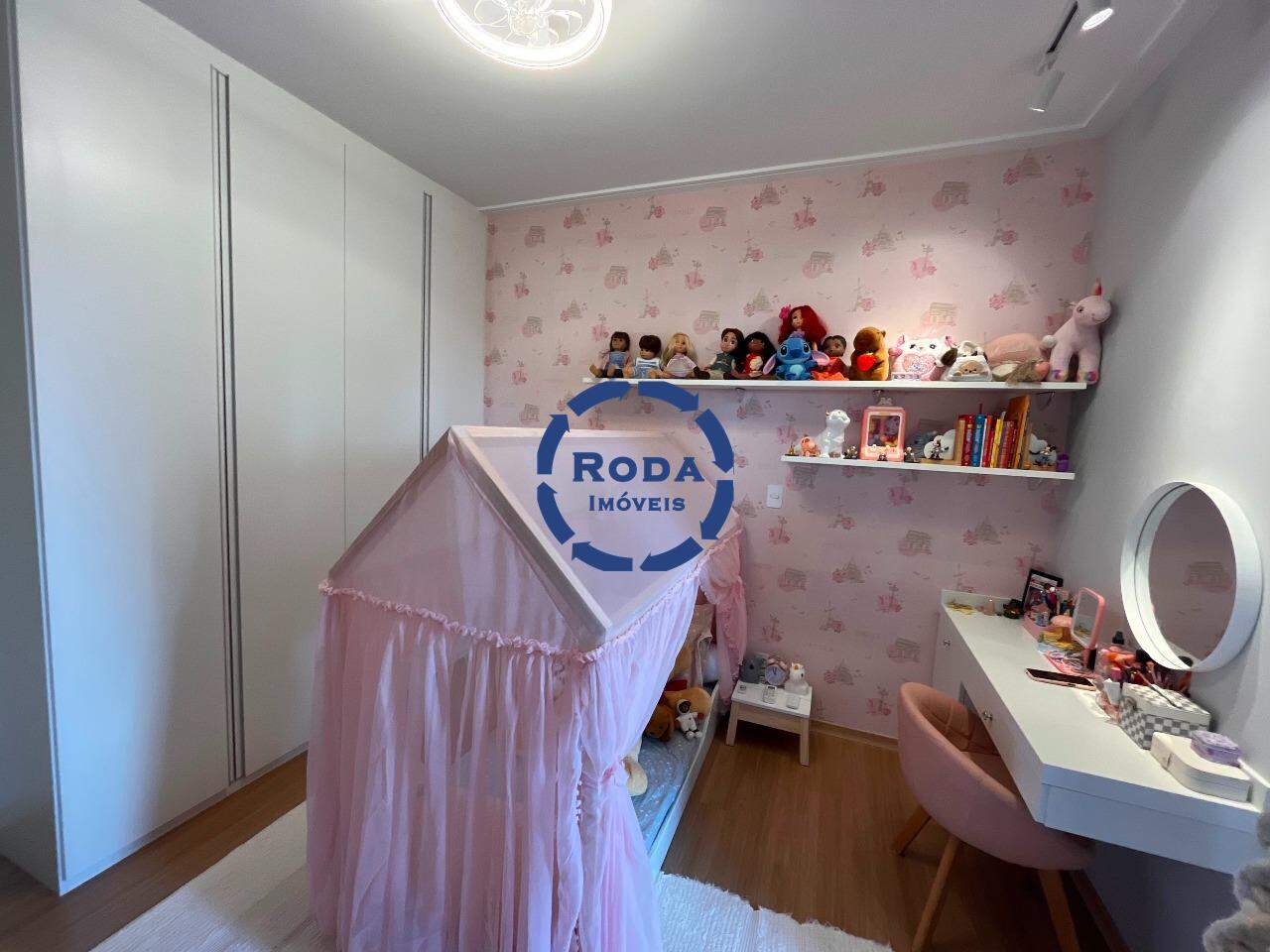 Apartamento à venda no Embaré: