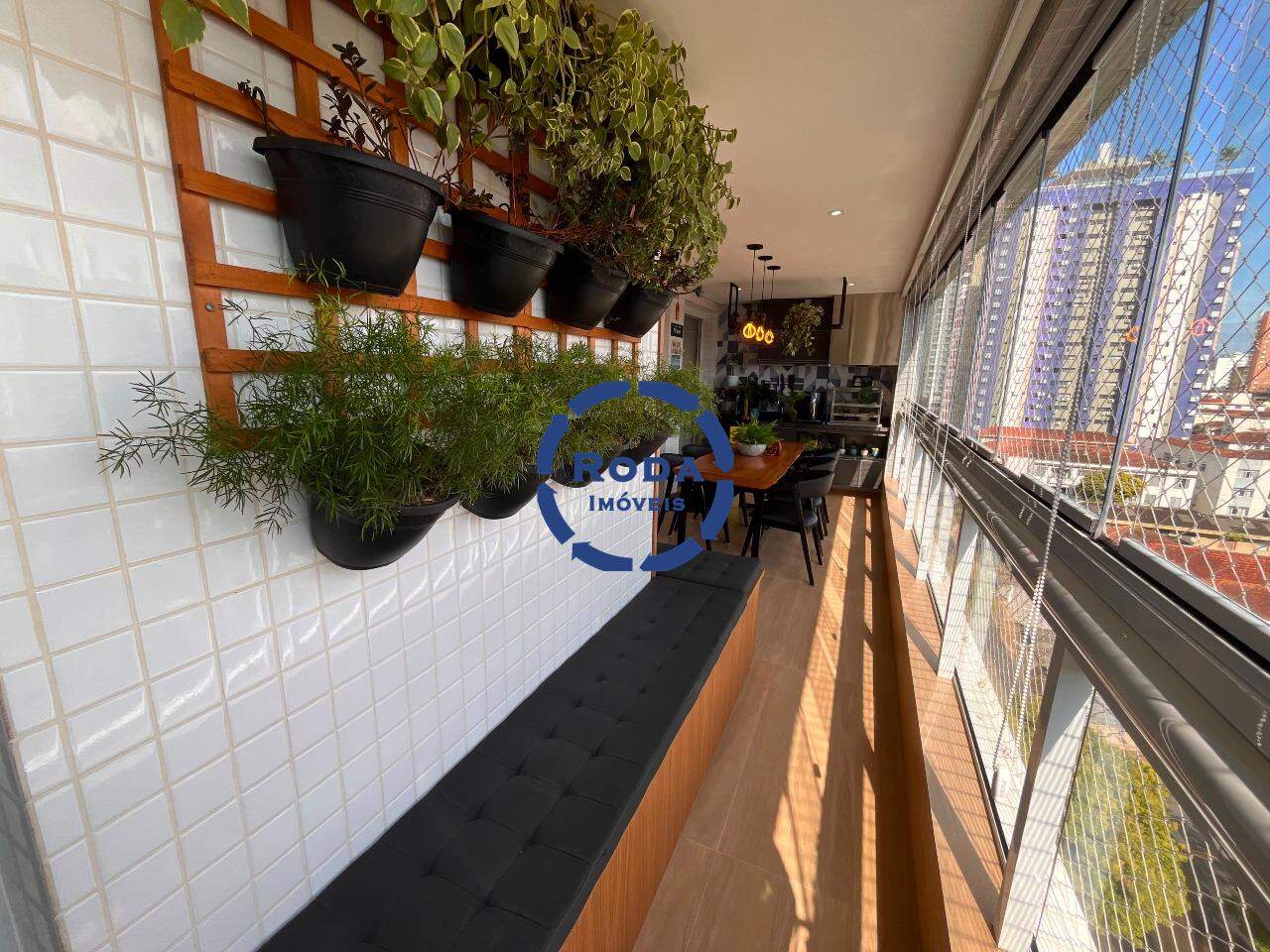 Apartamento à venda no Embaré: