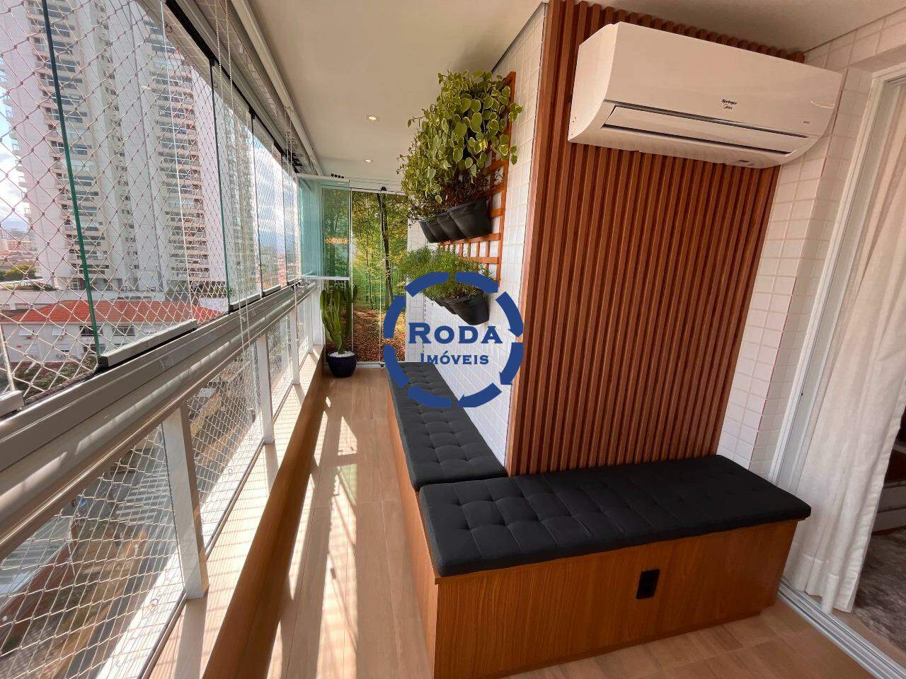 Apartamento à venda no Embaré: