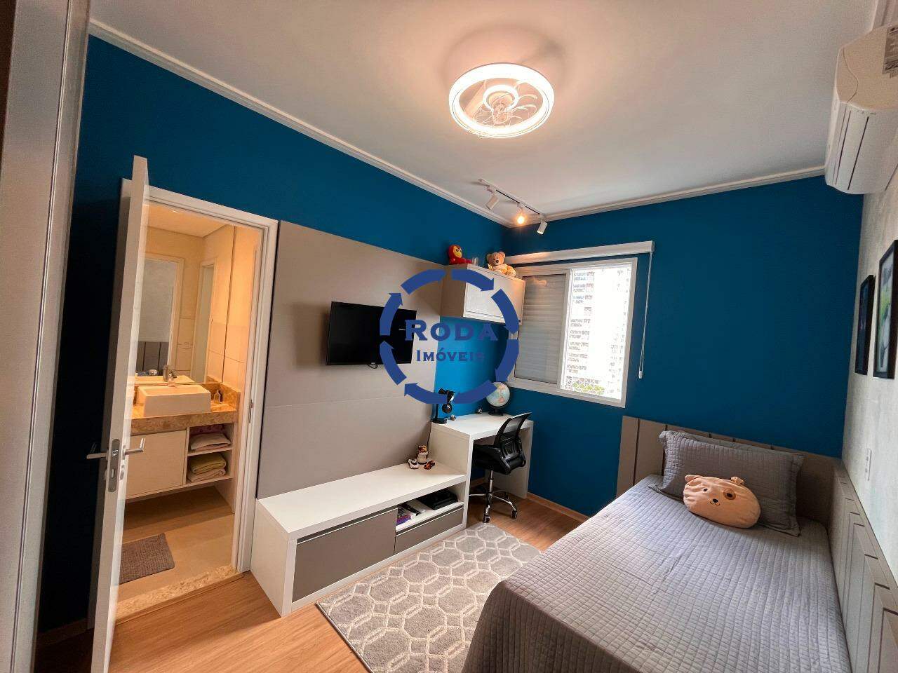 Apartamento à venda no Embaré: