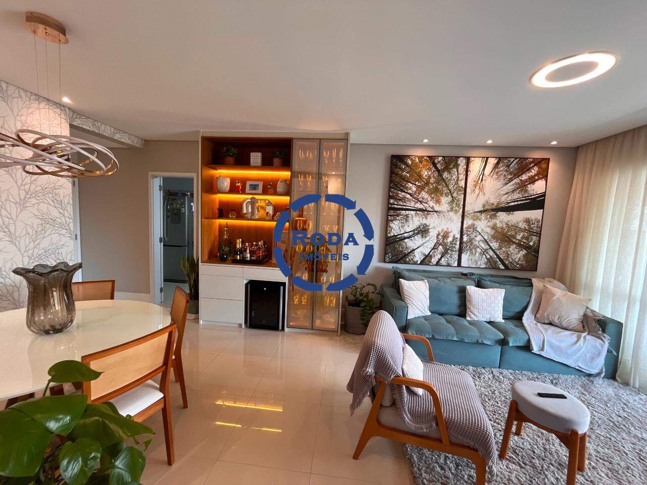 Apartamento à venda no Embaré: